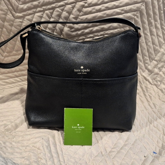 Kate Spade NWOT Black Pebbled Leather Shoulder Bag Retails $359 - Picture 1 of 9